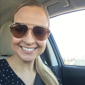 Meet your Posher, Kendall